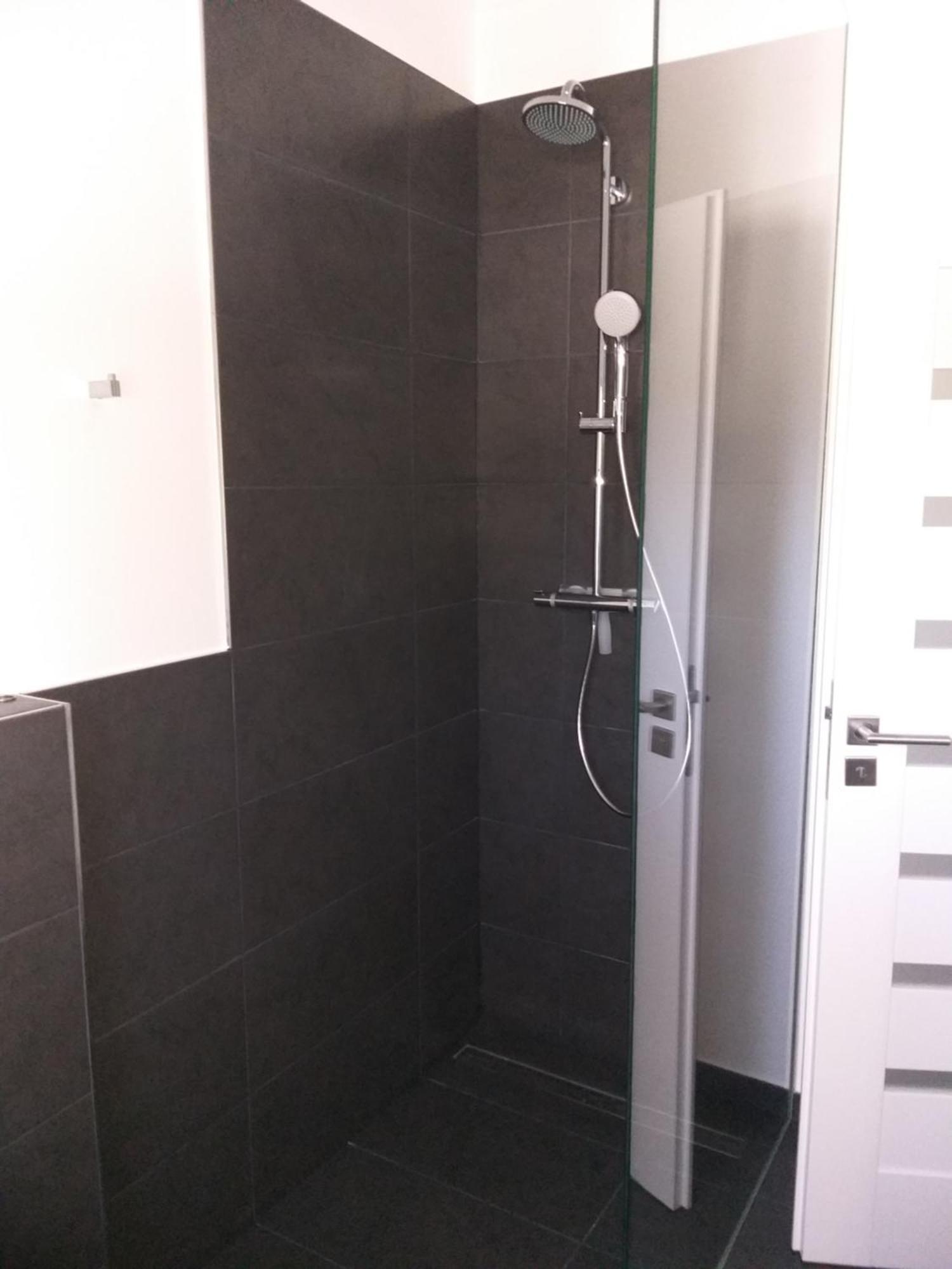 Modernes 1 Zimmerapartment Nahe Frankfurt Am Main ฮอยเซนชตามม์ ภายนอก รูปภาพ