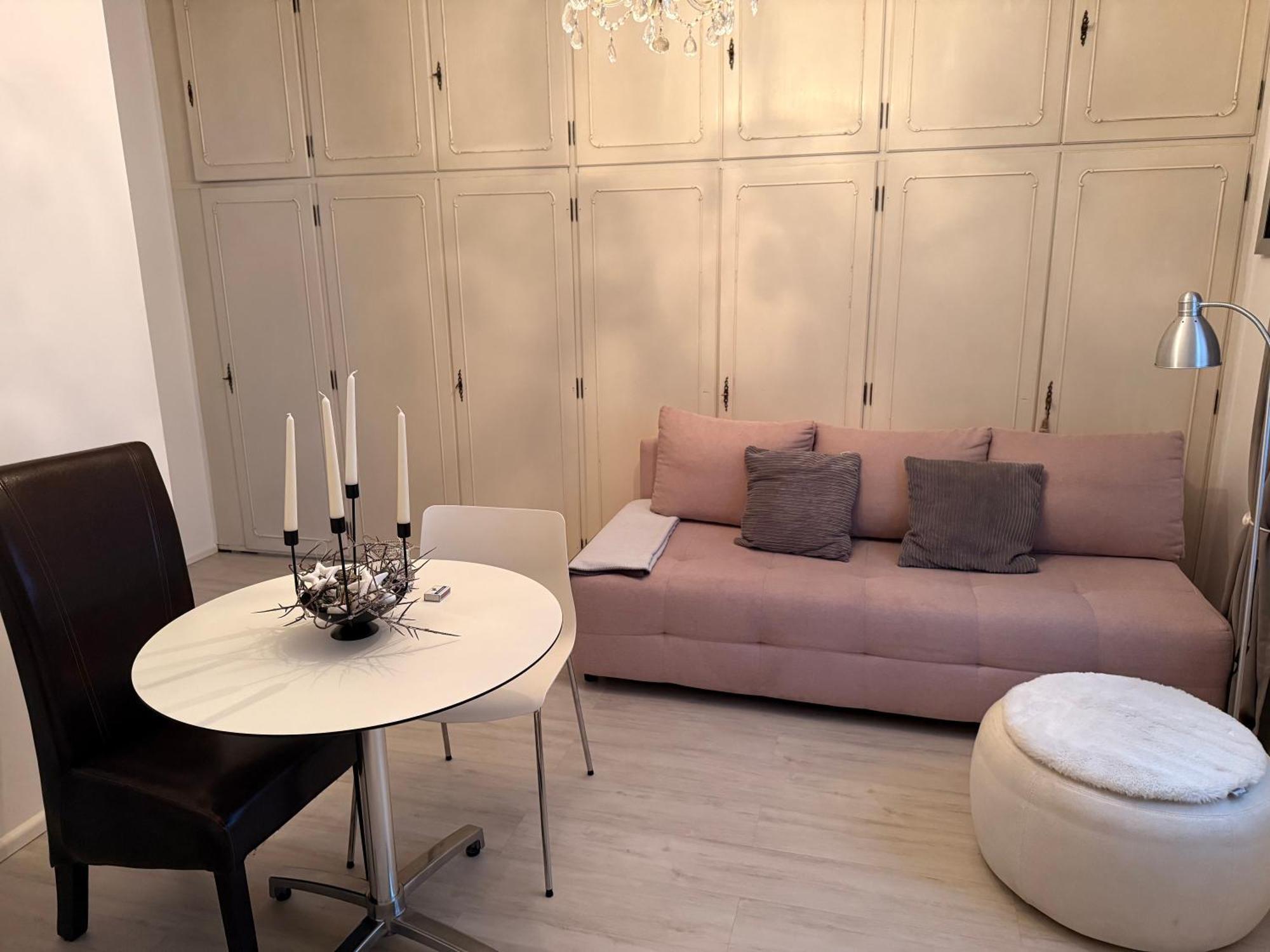 Modernes 1 Zimmerapartment Nahe Frankfurt Am Main ฮอยเซนชตามม์ ภายนอก รูปภาพ