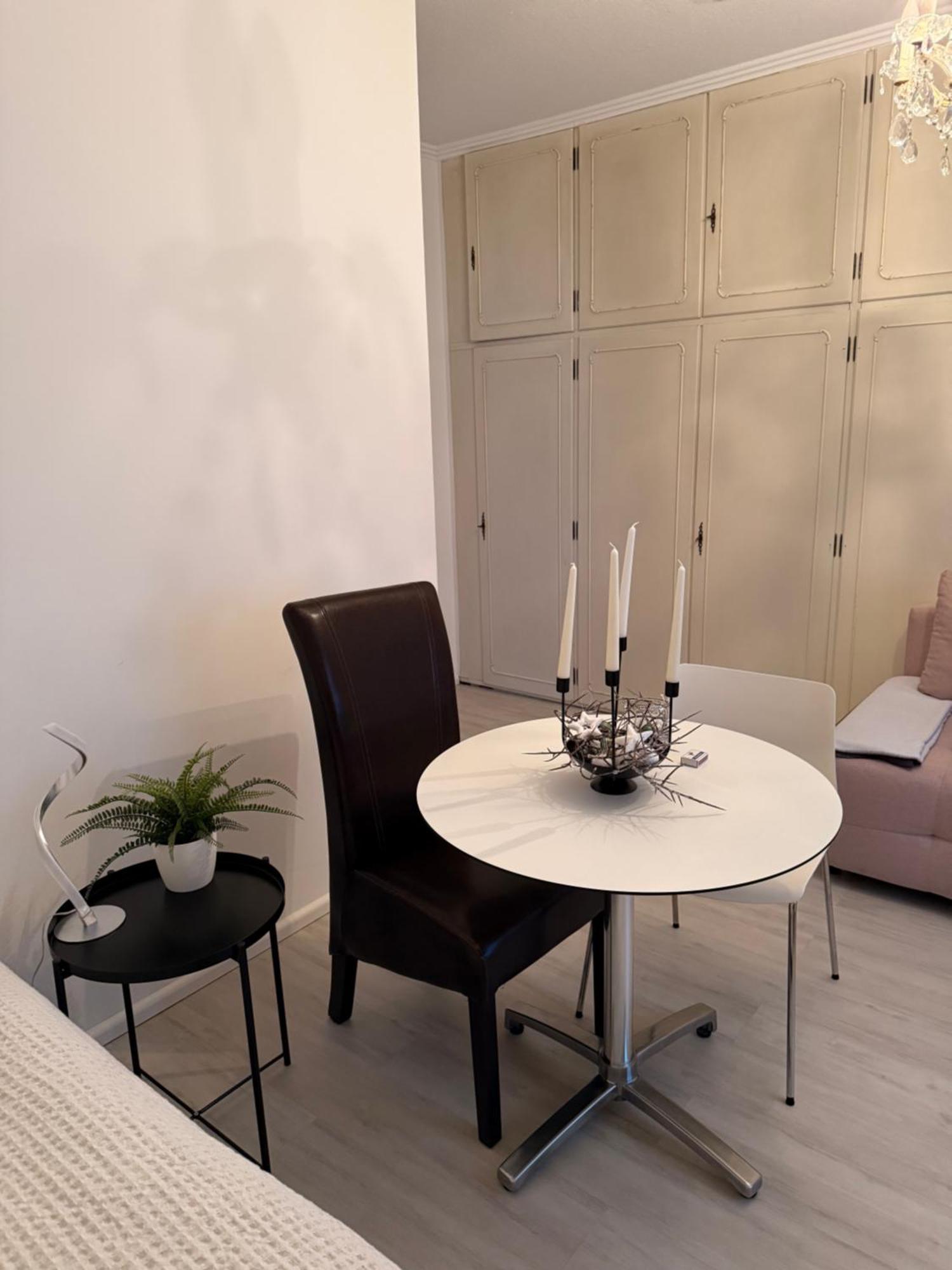 Modernes 1 Zimmerapartment Nahe Frankfurt Am Main ฮอยเซนชตามม์ ภายนอก รูปภาพ